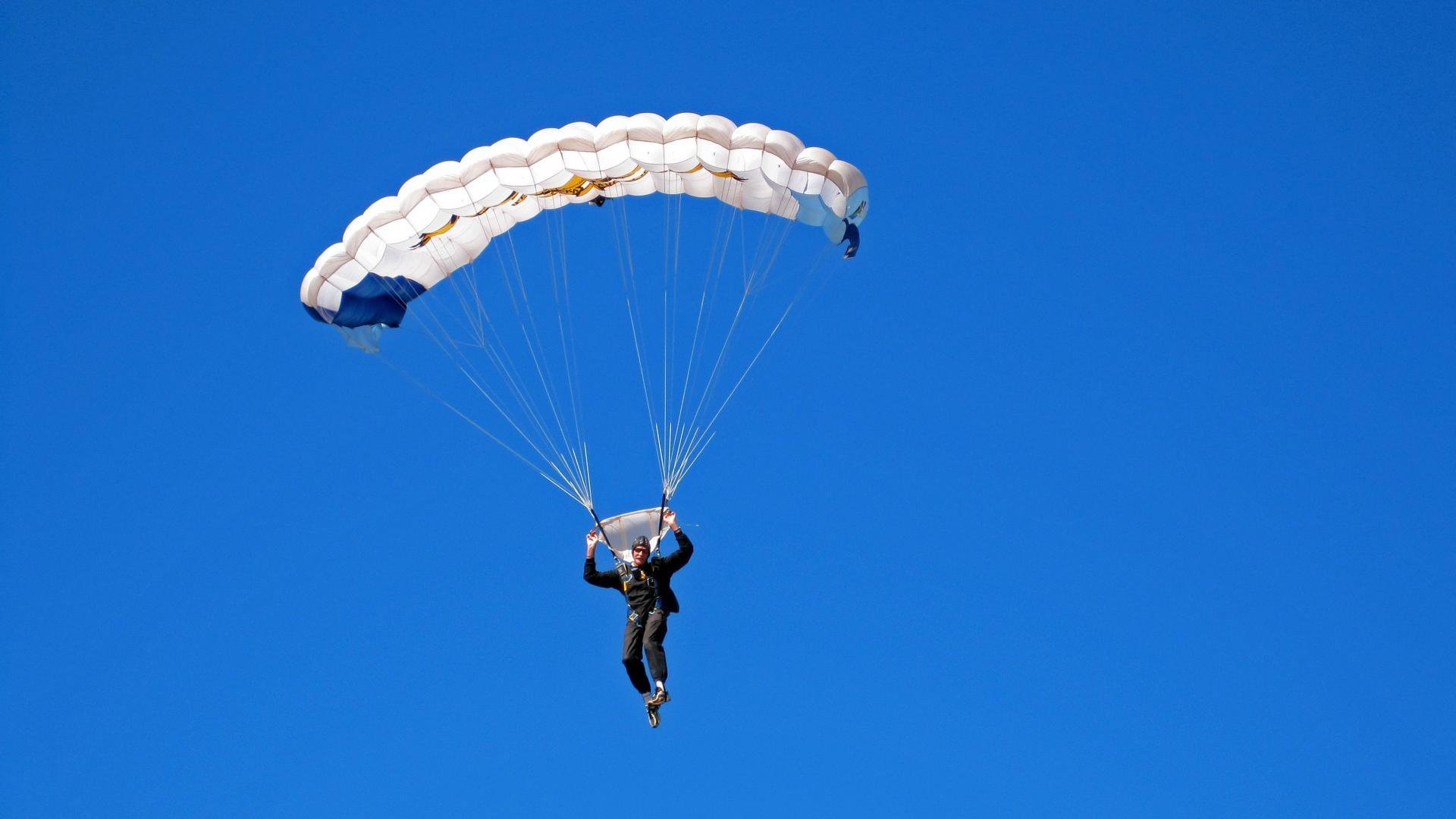 “马科斯·梅特罗的技巧与视野，成为阿根廷美洲狮队的关键人物”